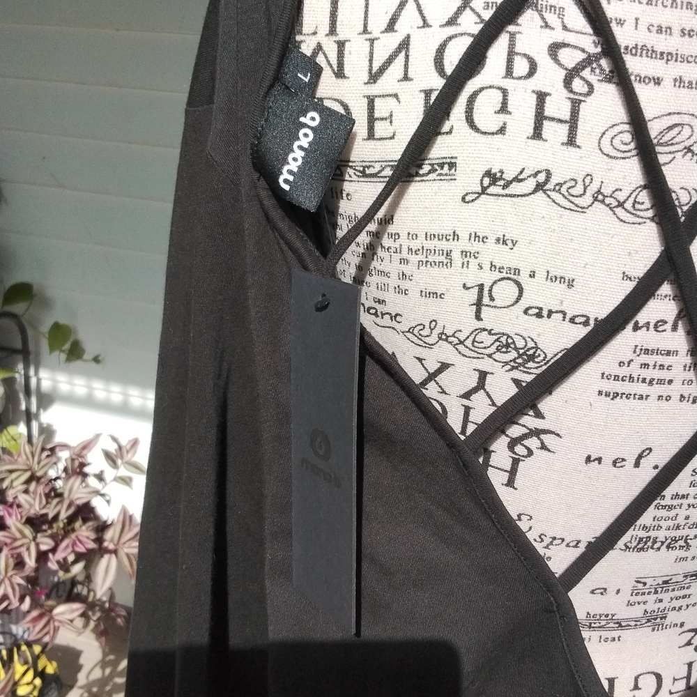 Women's NWT Mono b Black jersey long sleeve top with sexy strappy back Sz Large - Picture 4 of 6